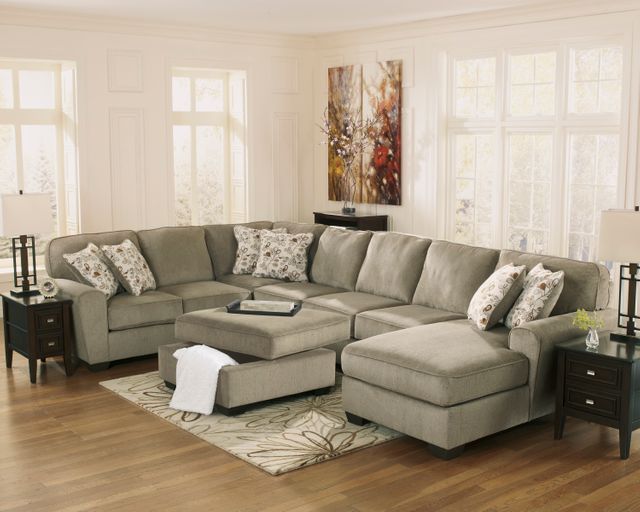 Ashley® Patola Park 4-Piece Sectional with Chaise 3