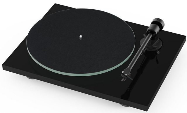 Pro-Ject High Gloss Black Audiophile Entry Level Turntable 15