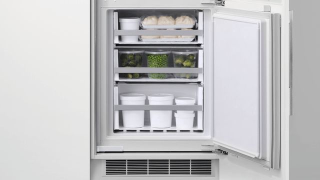 Fisher Paykel 8.0 Cu. Ft. Panel Ready Bottom Freezer Refrigerator 6