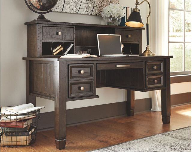 Ashley® Townser 60" Home Office Desk 9