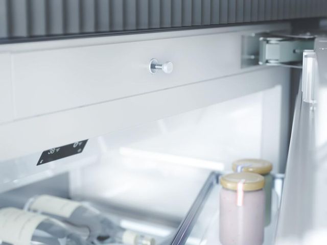 Miele MasterCool™ 13.0 Cu. Ft. Stainless Steel Counter Depth Built In Column Refrigerator 5