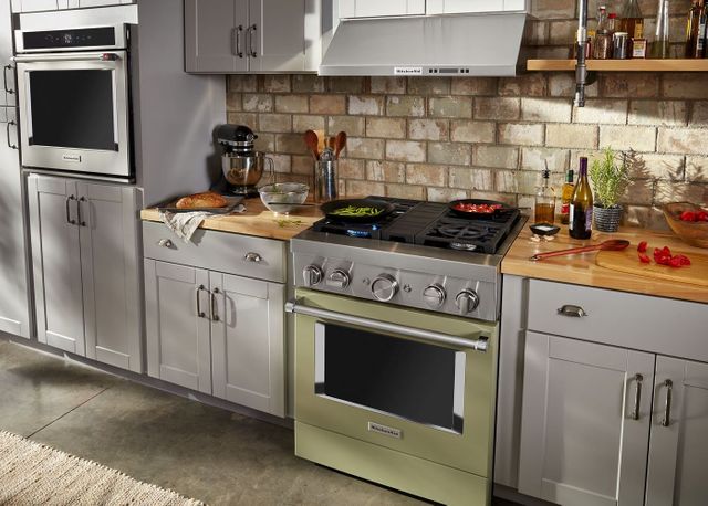KitchenAid® 30" Stainless Steel Commercial-Style Free Standing Dual Fuel Range 7