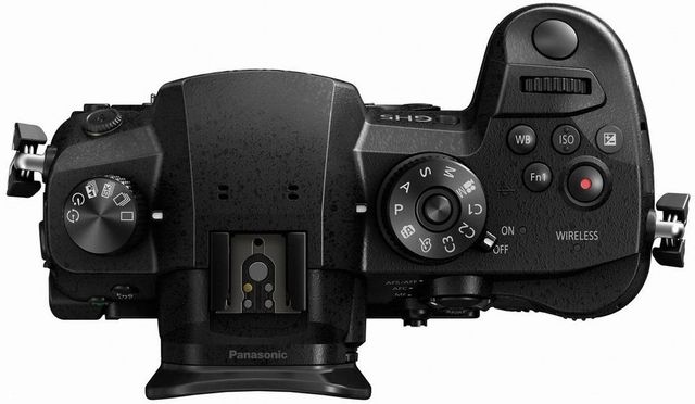 Panasonic® LUMIX GH5 4K 20.3MP Mirrorless Camera 3