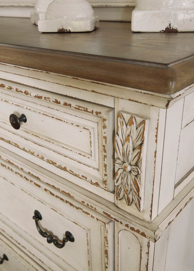 Signature Design by Ashley® Realyn Two-Tone Dresser And Mirror 3