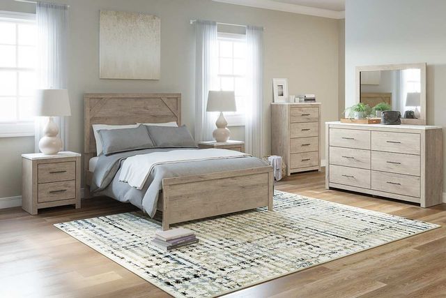 Signature Design by Ashley® Senniberg Light Brown Queen Panel Bed 3