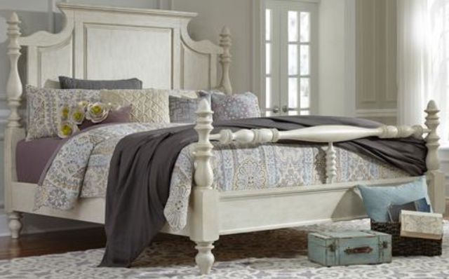 Liberty High Country 3-Piece Antique White King Poster Bed 1