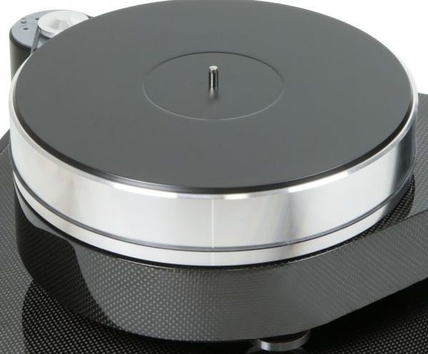 Pro-Ject RPM 10 Carbon SuperPack Turntable 2