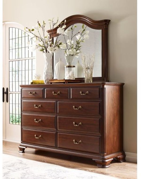 Kincaid Furniture Hadleigh Dresser-2