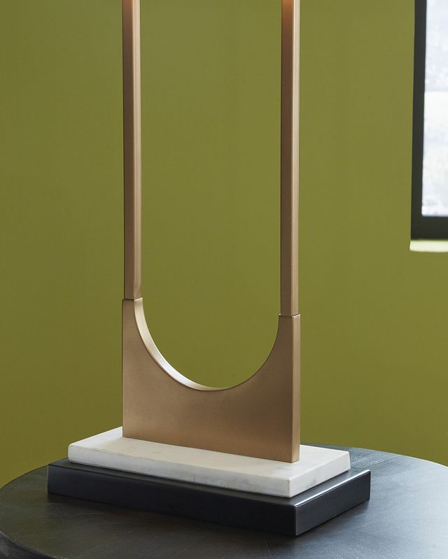 Signature Design by Ashley® Malana Brass Metal Table Lamp 2