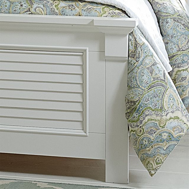 Liberty Furniture Summer House I Oyster White King Panel Bed-3