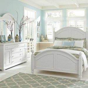 Liberty Summer House l 3-Piece King Poster Bedroom Set
