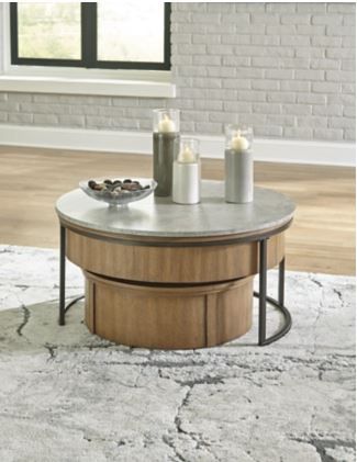 Signature Design by Ashley® Fridley 2-Piece Natural Nesting Coffee Table Set 3