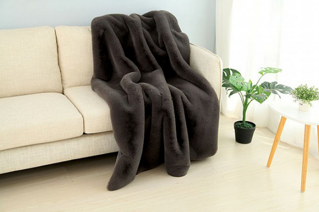 Furniture of America® Caparica Off White Throw Blanket 5