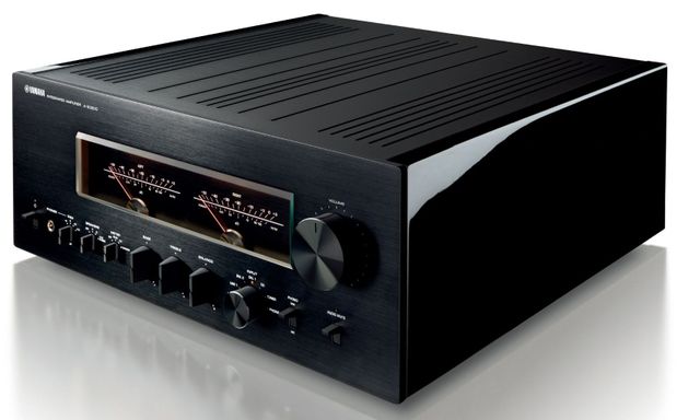 Yamaha A-S3200 Black Integrated Amplifier 1