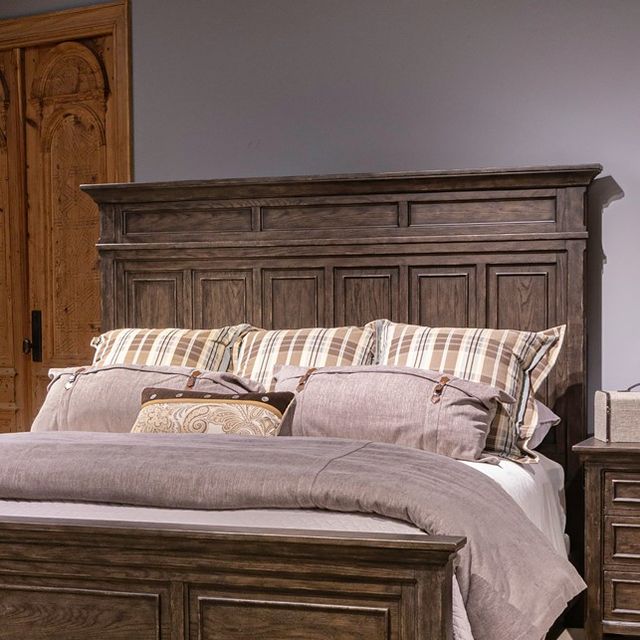 Saddle Queen Bedroom Set