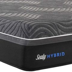 Sealy® Hybrid Premium™ Gold Chill Ultra Plush King Mattress