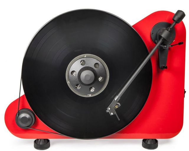 Pro-Ject Gloss Red Wireless Plug and Play Turntable 1