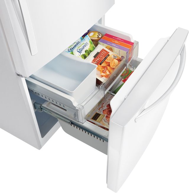 LG 24.1 Cu. Ft. Smooth White Bottom Freezer Refrigerator 3
