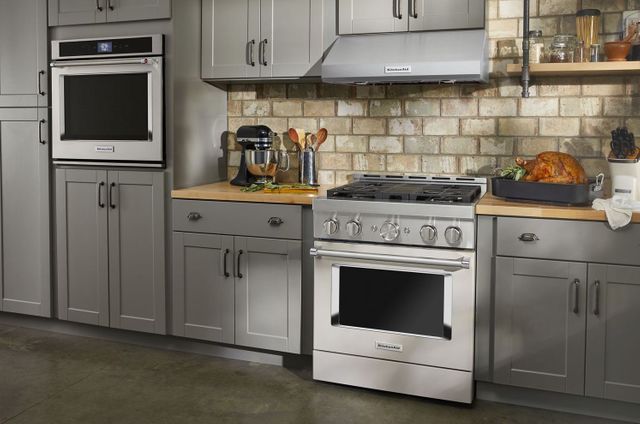 KitchenAid® 30" Stainless Steel Commercial Style Gas Range 28