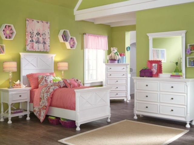 Signature Design by Ashley® Kaslyn White Twin Youth Panel Bed 3