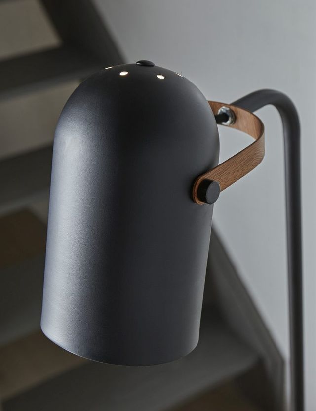Lampadaire en métal Ridgewick, brun/noir, de Signature Design by Ashley® 2
