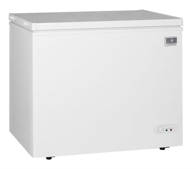 Kelvinator® Commercial 7.0 Cu. Ft. White Chest Freezer 