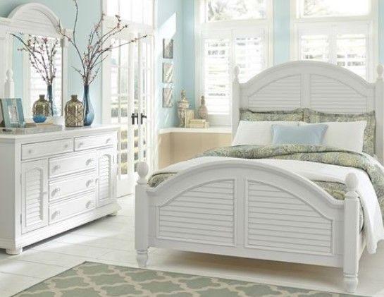 Liberty Summer House l 3-Piece Oyster White Queen Poster Bedroom Set-0