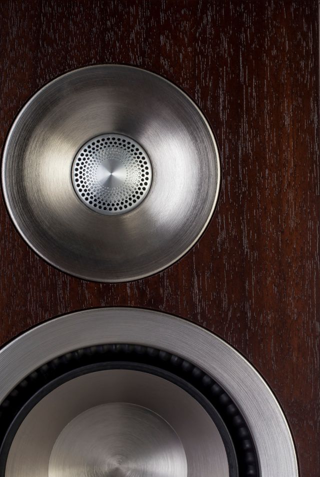Paradigm® Prestige Series 5.5" Floor Standing Speaker-Walnut 2