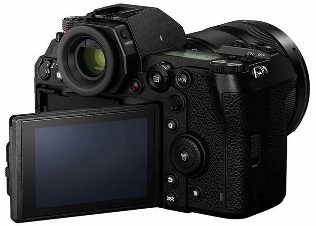 Panasonic® LUMIX S1 24.2MP Digital Mirrorless Camera Kit 8