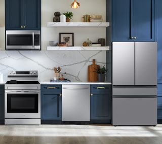 Samsung 29 cu. ft. Bespoke Refrigerator 4-Piece Package PLUS a FREE 10PC Luxury Cookware Set ($800 Value!)