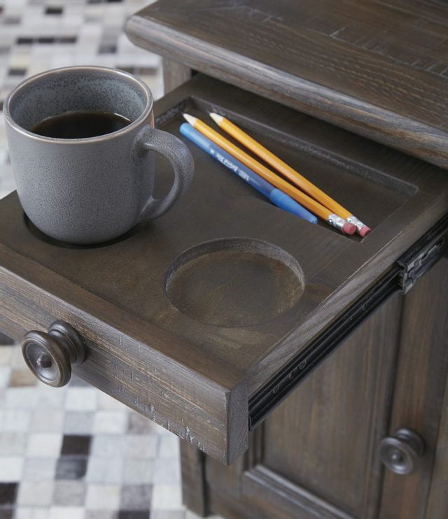 Table d'extrémité carrée Wyndahl, brun, Signature Design by Ashley® 3