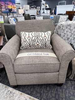 England Living Room Louis Chair 2914AL - King Furniture - Holmen, WI
