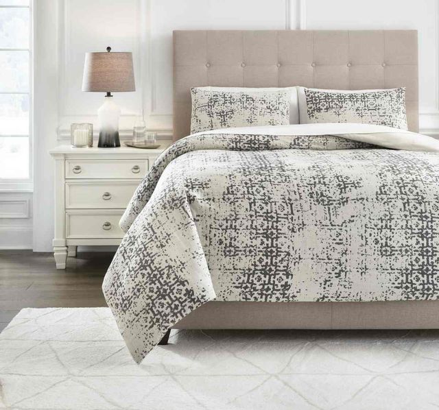 Signature Design by Ashley® Addey Charcoal/Bone Queen Comforter Set-3