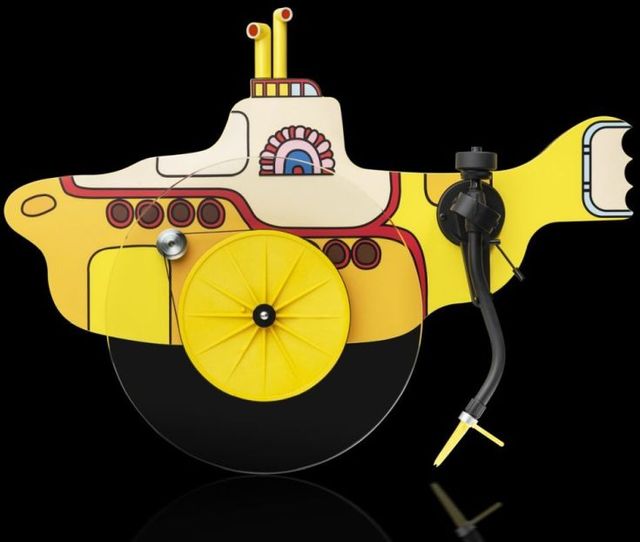 Pro-Ject The Beatles Yellow Submarine Turntable 5
