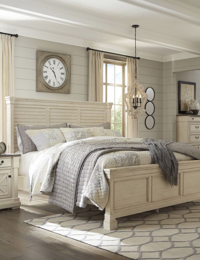 Signature Design by Ashley® Bolanburg Antique White California King Panel Bed with Louvered Headboard-2