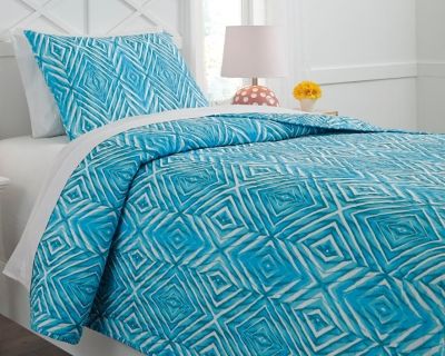 Signature Design by Ashley® Jolana Turquoise Twin Quilt Set-2
