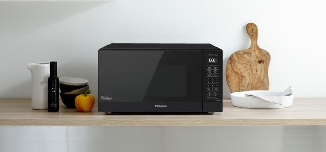 Panasonic 1.6 Cu. Ft. White Countertop Microwave 3