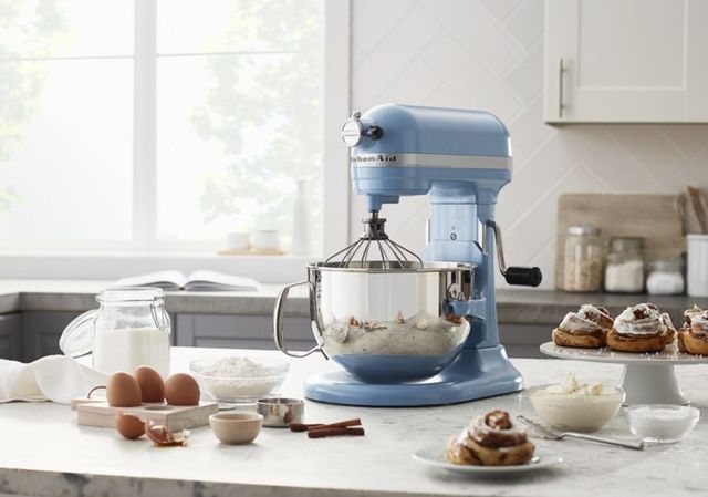 KitchenAid® Professional 600™ Series 6 Quart Blue Velvet Stand Mixer 2
