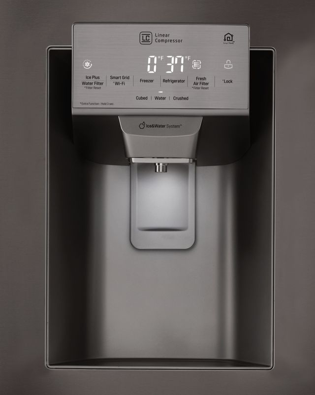 Réfrigérateur à portes françaises de 36 po LG® de 27,9 pi³ - Acier inoxydable noir 2
