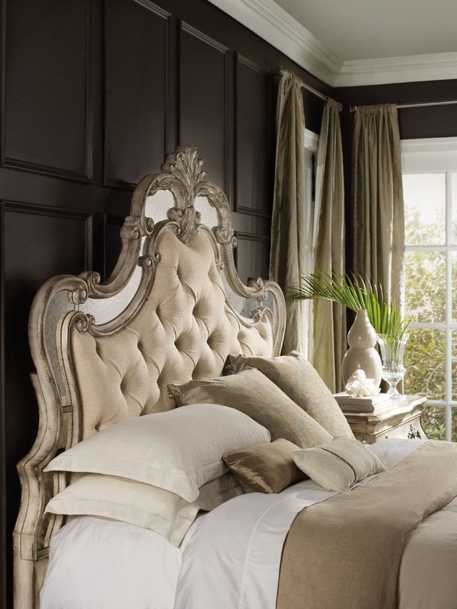 Hooker® Furniture Sanctuary Bardot/Samantha Cream California King Upholstered Bed 1