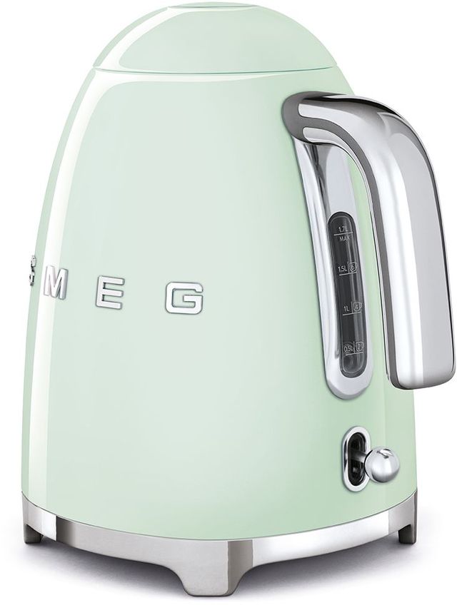 Smeg 50's Retro Style Aesthetic Pastel Green Electric Kettle 2