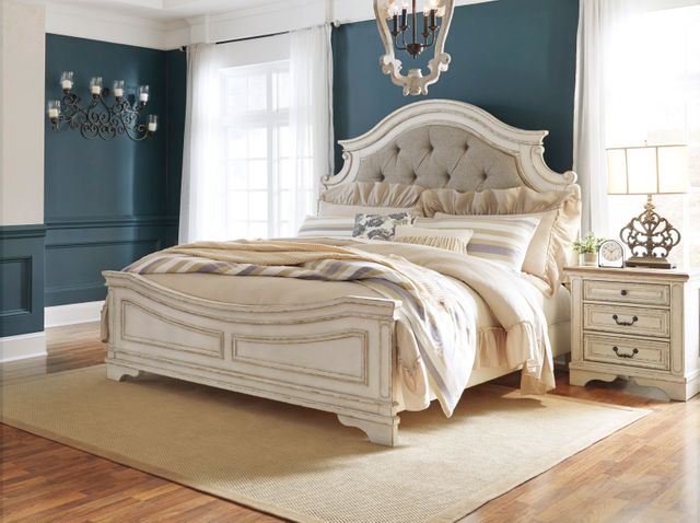Signature Design by Ashley® Realyn Chipped White California King Upholstered Panel Bed-2