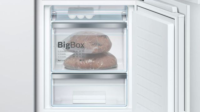 Réfrigérateur à congélateur inférieur de 22 po Bosch® de 8,3 pi³ - Prêt pour le panneau 4