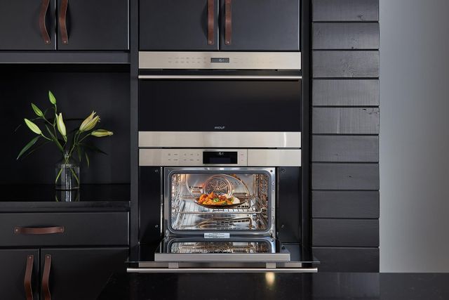Wolf® E Series 30" Stainless Steel Transitional Convection Steam Oven 6
