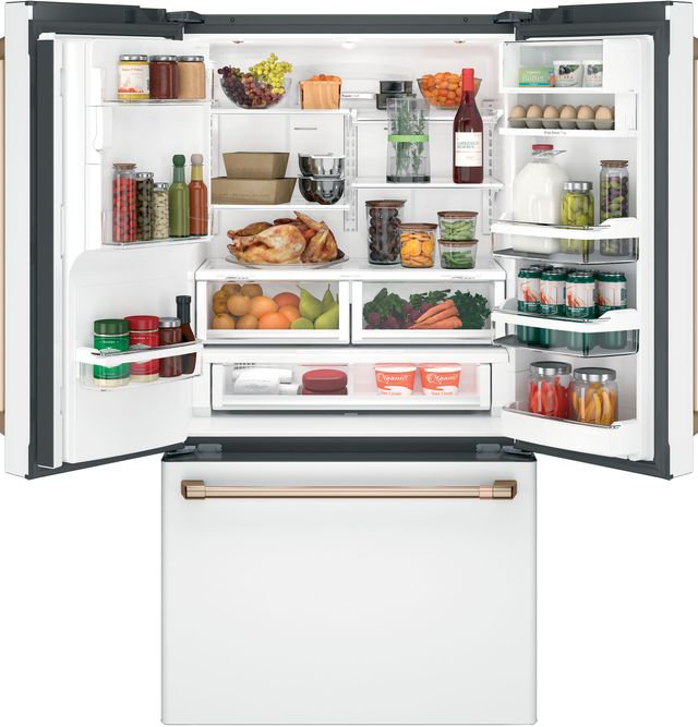 Réfrigérateur à portes françaises à profondeur de comptoir de 36 po Cafe™ de 22,2 pi³ - Blanc mat 3