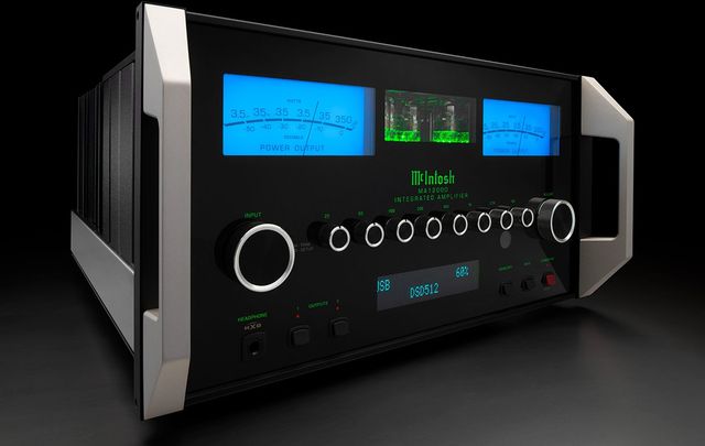 McIntosh® 2 Channel Integrated Amplifier 9