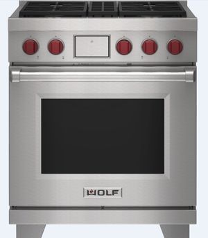 Wolf® 30" Stainless Steel Freestanding Dual Fuel Natural Gas Range