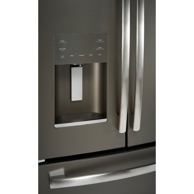 Réfrigérateur à portes françaises de 33 po GE Profile™ de 17,5 pi³ - Ardoise 2
