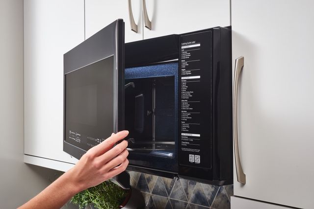 Samsung 2.1 Cu. Ft. Fingerprint Resistant Black Stainless Steel Over The Range Microwave 1