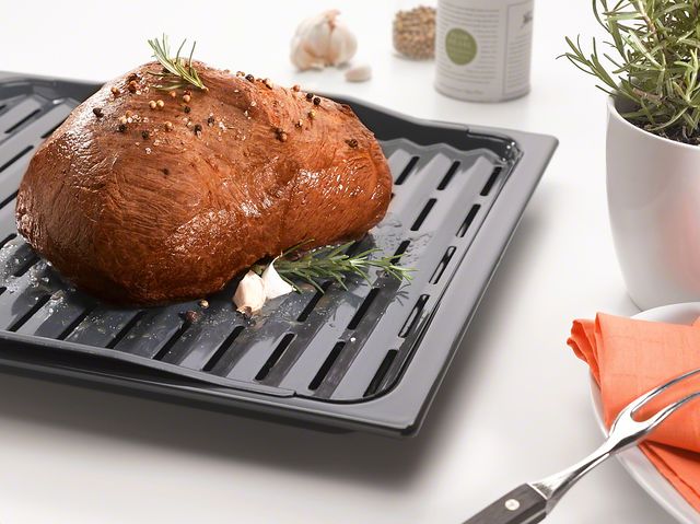 Miele 15" Gray Grilling and Roasting Insert-1